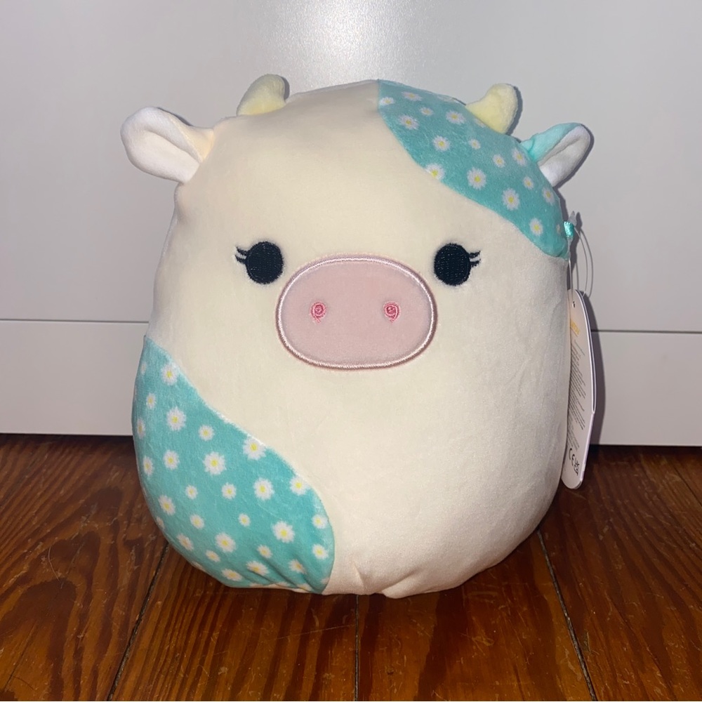 Squishmallow Flower Belana the Cow 8"